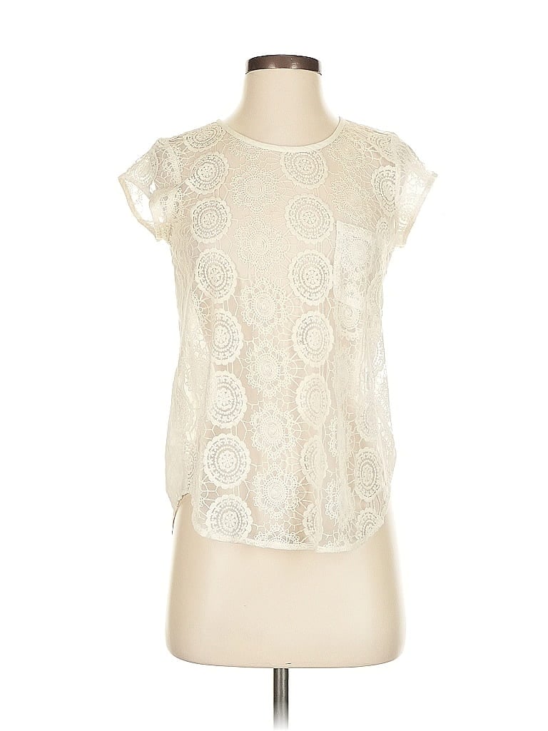 Click to view more detailed imagery on our partner's website Pre-owned Joie Short Sleeve Top Ivory Mock Neckline Tops In White