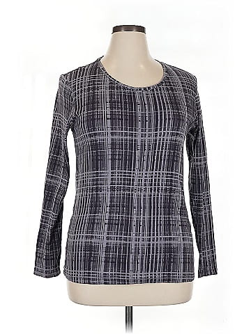 Daisy Fuentes Long Sleeve T-Shirt (view 1)