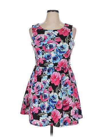 Lily Rose Casual Dress (view 1)