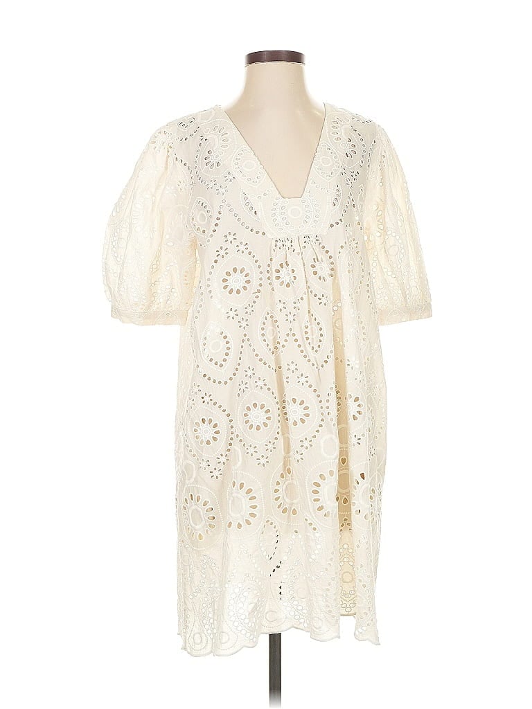 Velvet By Graham & Spencer Swimsuit Cover Up In White