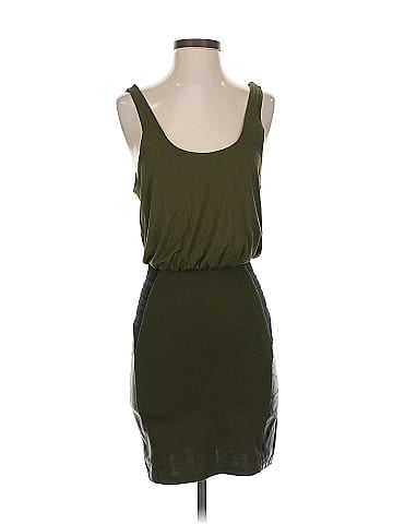 Alice + Olivia Casual Dress (view 1)