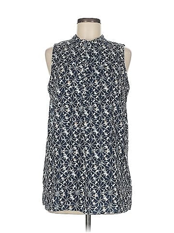 Simply Noelle Sleeveless Blouse (view 1)