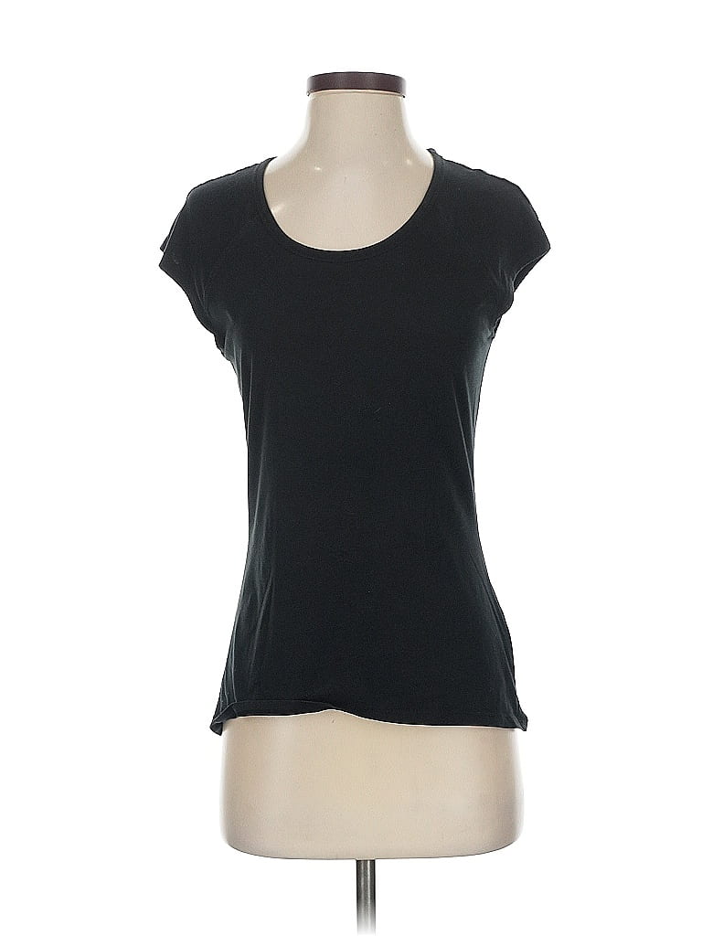 Pre-owned Athleta Short Sleeve T-shirt In Black