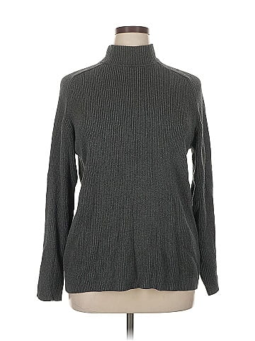 Claiborne Long Sleeve Top (view 1)