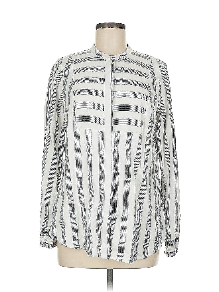 Pre-owned Crown & Ivy Long Sleeve Blouse In Silver