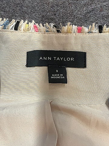 Ann Taylor 100% Polyester Ivory Blazer Size 8