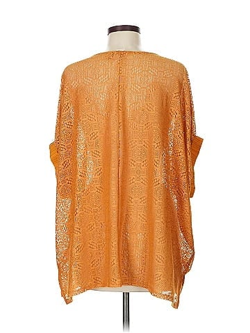 Akemi + Kin 3/4 Sleeve T-Shirt (view 2)