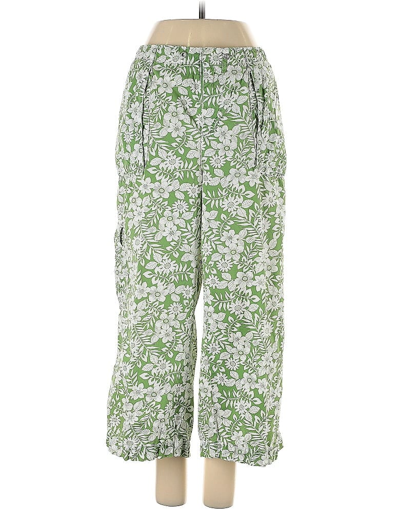 Click to view more detailed imagery on our partner's website Pre-owned Liz Claiborne Casual Pants In Green