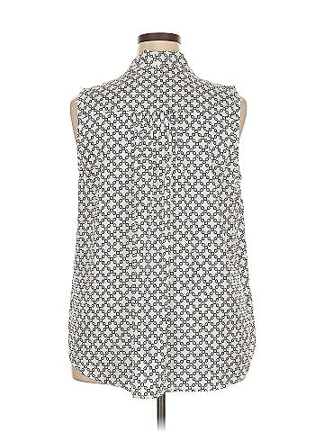 41Hawthorn Sleeveless Blouse (view 2)