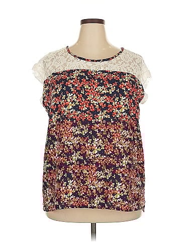 Papermoon Sleeveless Blouse (view 1)