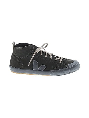VEJA Sneakers (view 1)