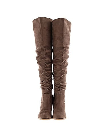 Journee Collection Boots (view 2)