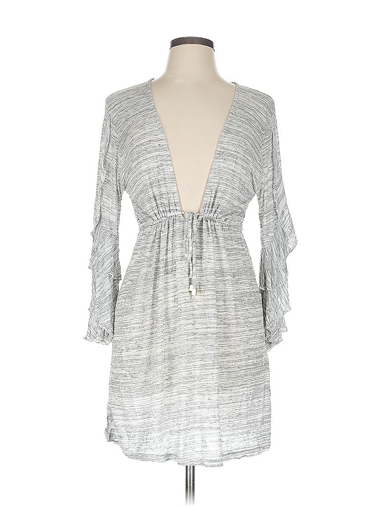 Pre-owned Elan Beach Kimono In Silver