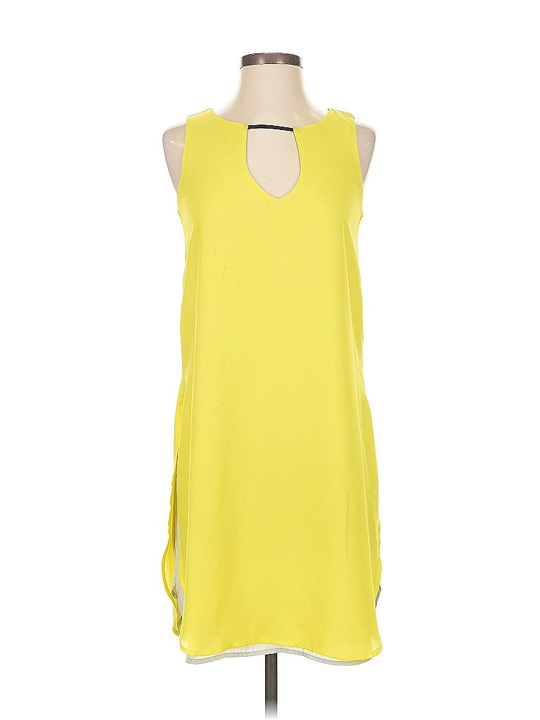 Pre-owned Bar Iii Casual Dress In Yellow