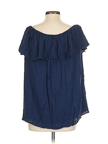 Dee Elle Short Sleeve Blouse (view 2)
