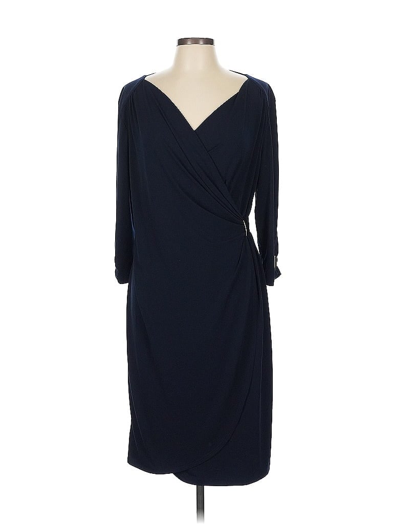 Click to view more detailed imagery on our partner's website Pre-owned Carmen Marc Valvo Cocktail Dress In Blue