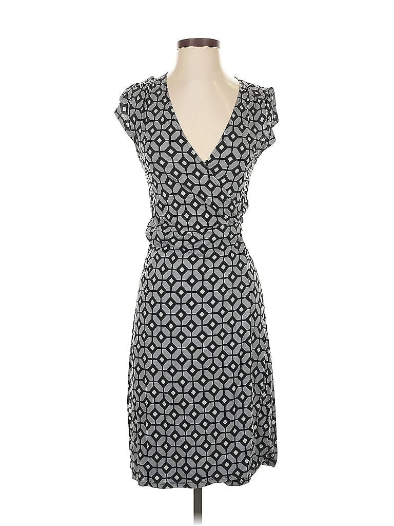 Click to view more detailed imagery on our partner's website Pre-owned Old Navy Casual Dress In Gray