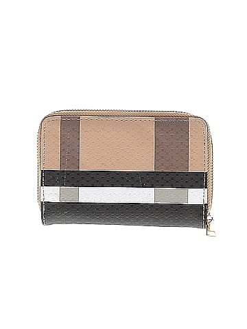 Unbranded Wallet (view 2)