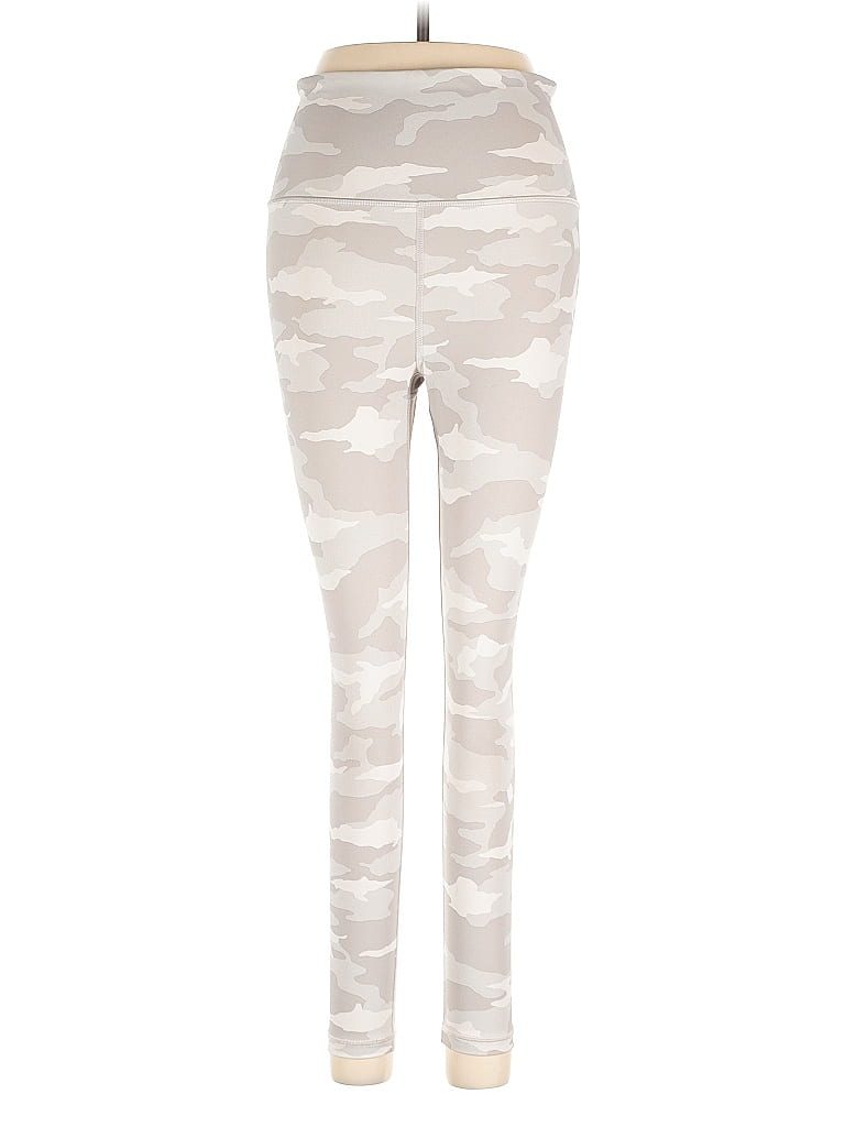 Click to view more detailed imagery on our partner's website Pre-owned Athleta Active Pants In White