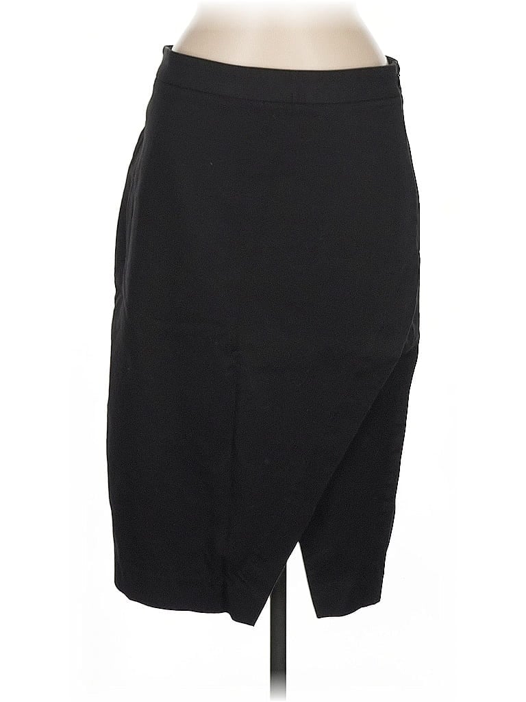 Click to view more detailed imagery on our partner's website Pre-owned Banana Republic Formal Skirt In Black