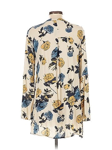 Blu Pepper 3/4 Sleeve Blouse (view 2)