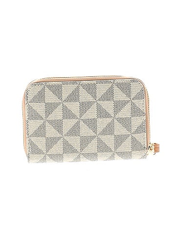 Unbranded Wristlet (view 2)