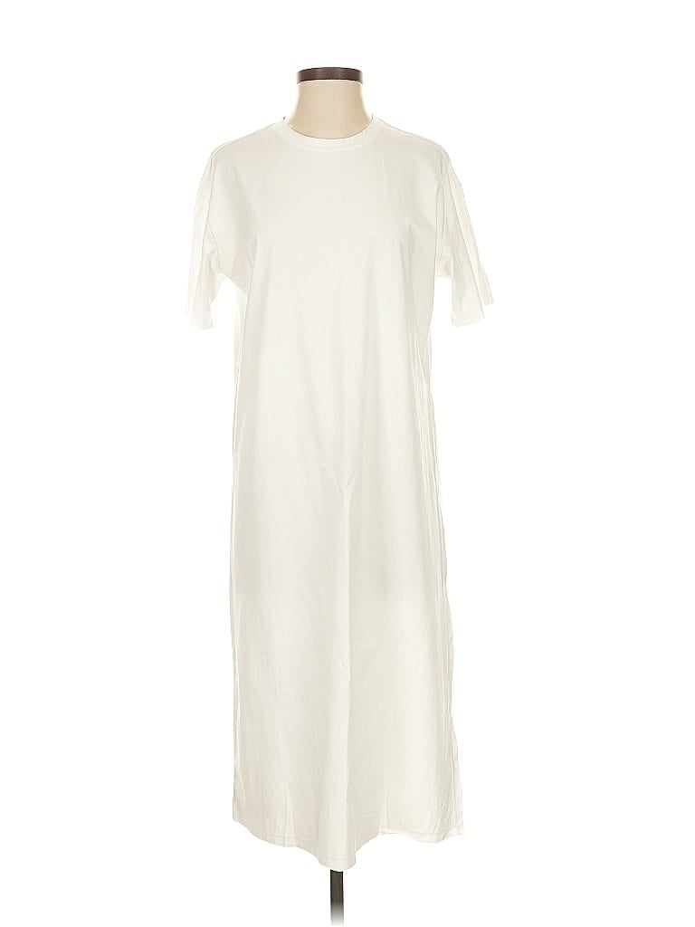 Pre-owned Berlook Casual Dress In White