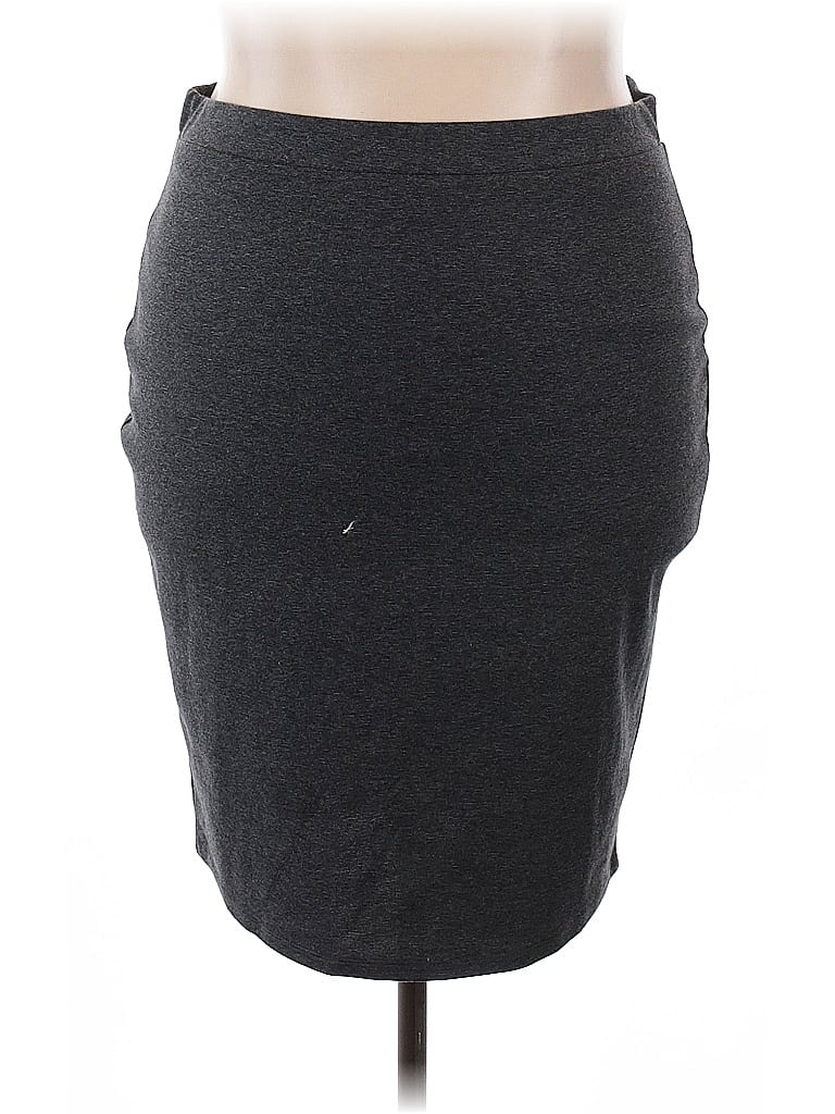 Pre-owned Old Navy Casual Skirt In Gray