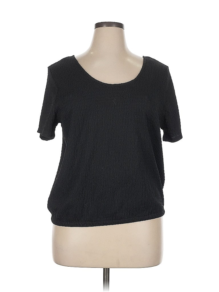 Pre-owned Bar Iii Short Sleeve T-shirt In Black