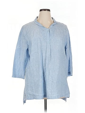Poetry 3/4 Sleeve Button-Down Shirt (view 1)