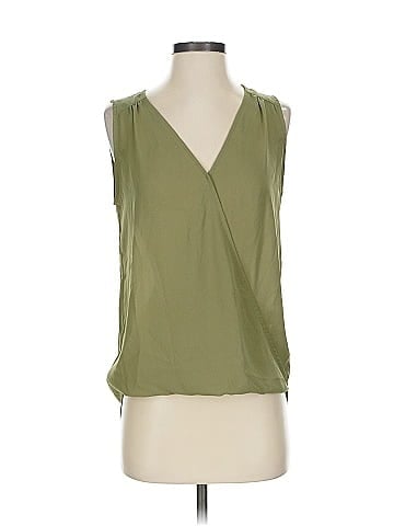 Soho JEANS NEW YORK & COMPANY Sleeveless Blouse (view 1)