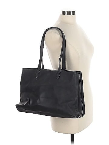 Universal Thread Shoulder Bag (view 2)