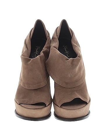 Elizabeth and James Heels (view 2)