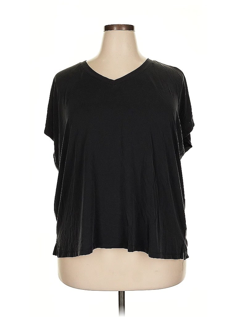 Pre-owned 24/7 Maurices Short Sleeve T-shirt In Black