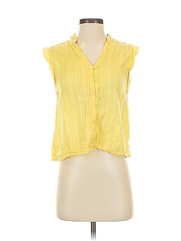 Carve Designs Sleeveless Button-Down Shirt (view 1)