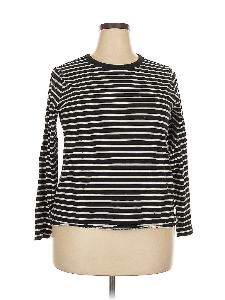 Pre-owned Old Navy 3/4 Sleeve T-shirt In Black