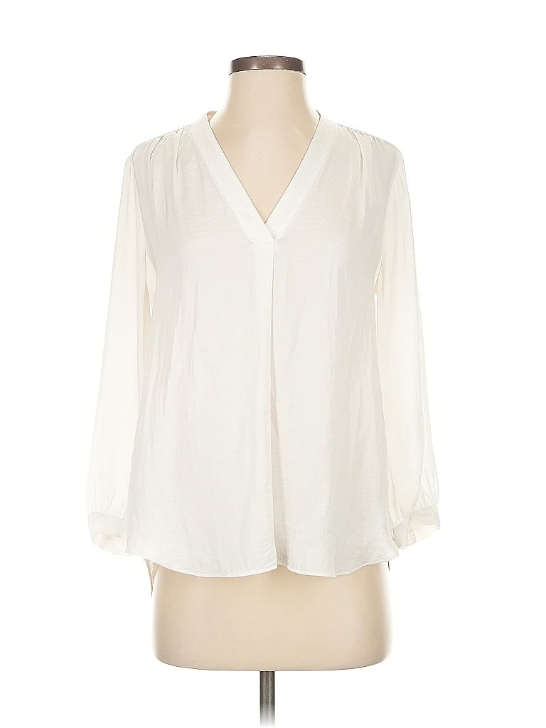 Click to view more detailed imagery on our partner's website Pre-owned Vince Camuto Long Sleeve Blouse In White