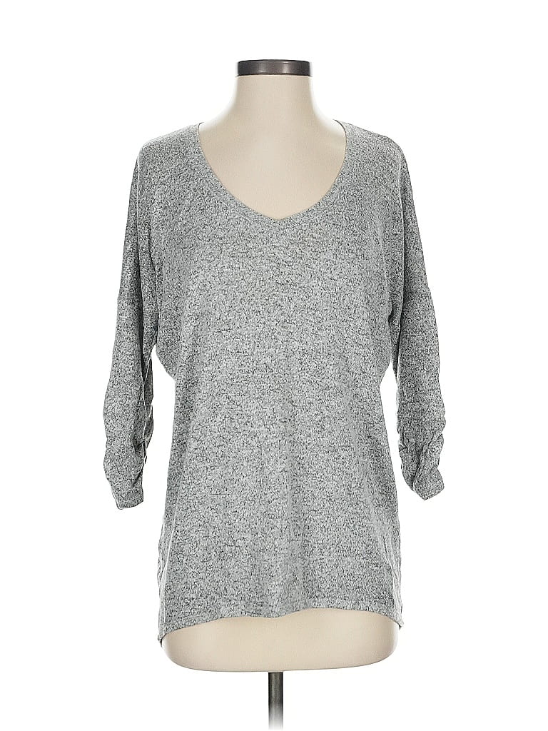 Pre-owned Soho 3/4 Sleeve Top Gray V Neck Tops