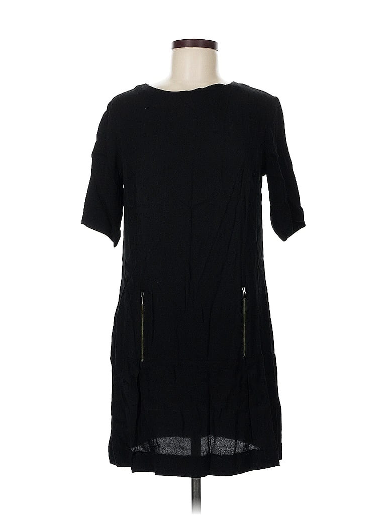 Click to view more detailed imagery on our partner's website Pre-owned Michael Stars Casual Dress In Black
