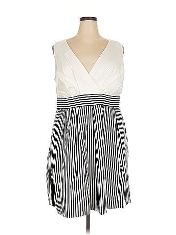 Ivy & Blu Casual Dress (view 1)