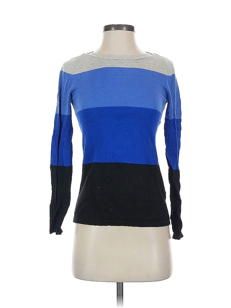 Click to view more detailed imagery on our partner's website Pre-owned Banana Republic Pullover Sweater In Blue