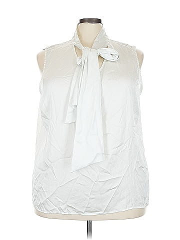 IMAN Sleeveless Blouse (view 1)