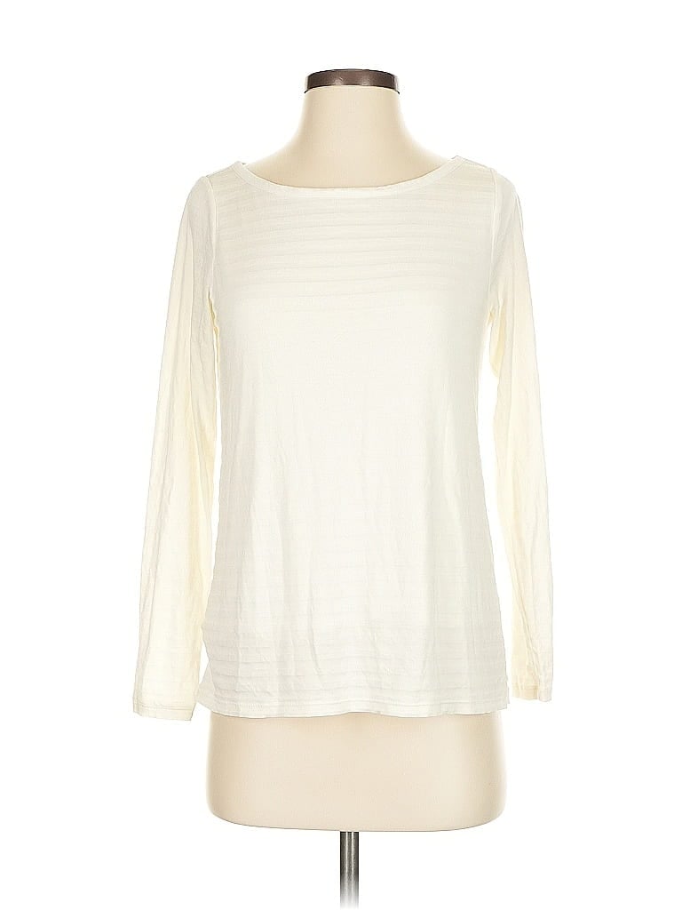 Click to view more detailed imagery on our partner's website Pre-owned Banana Republic Cardigan Sweater In White