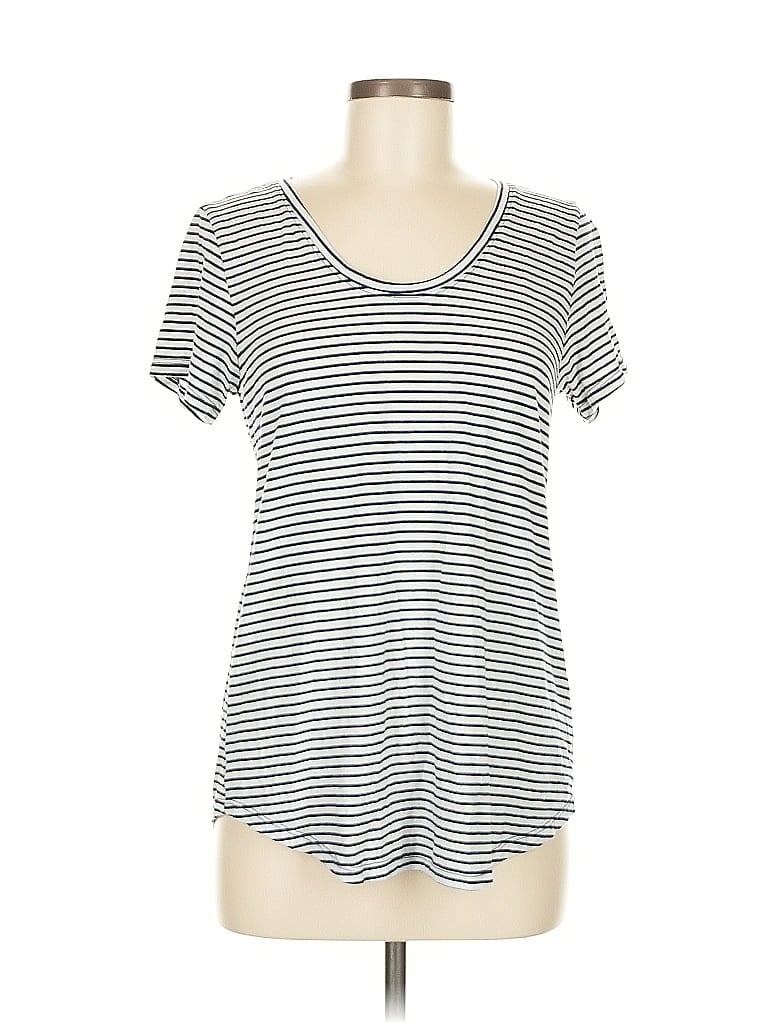 Pre-owned A.n.a. A New Approach Short Sleeve T-shirt In Silver