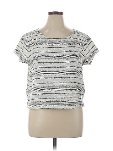 Gap Outlet Short Sleeve Top (view 1)