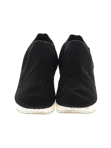 DKNY Sneakers (view 2)