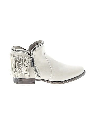 Journee Collection Ankle Boots (view 1)