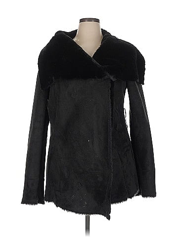 Jennifer Lopez Coat (view 1)