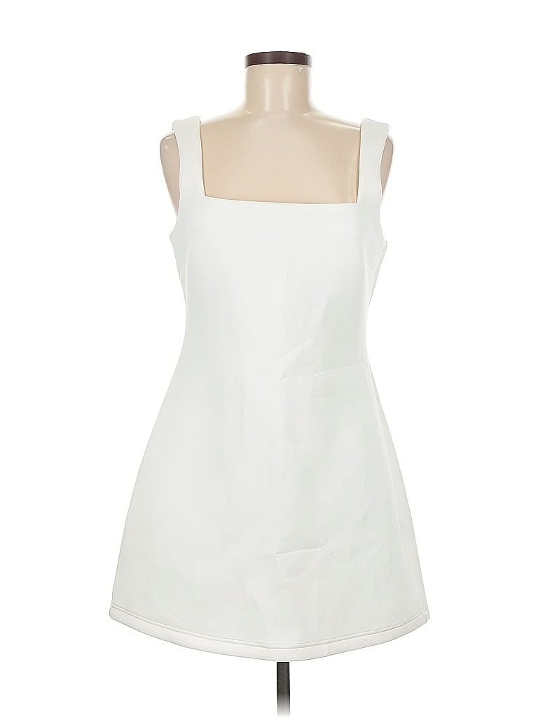 Click to view more detailed imagery on our partner's website Pre-owned Cynthia Rowley Casual Dress In White