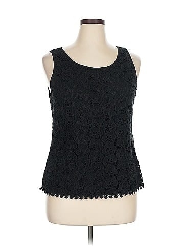 Jennifer Lopez Sleeveless Blouse (view 1)